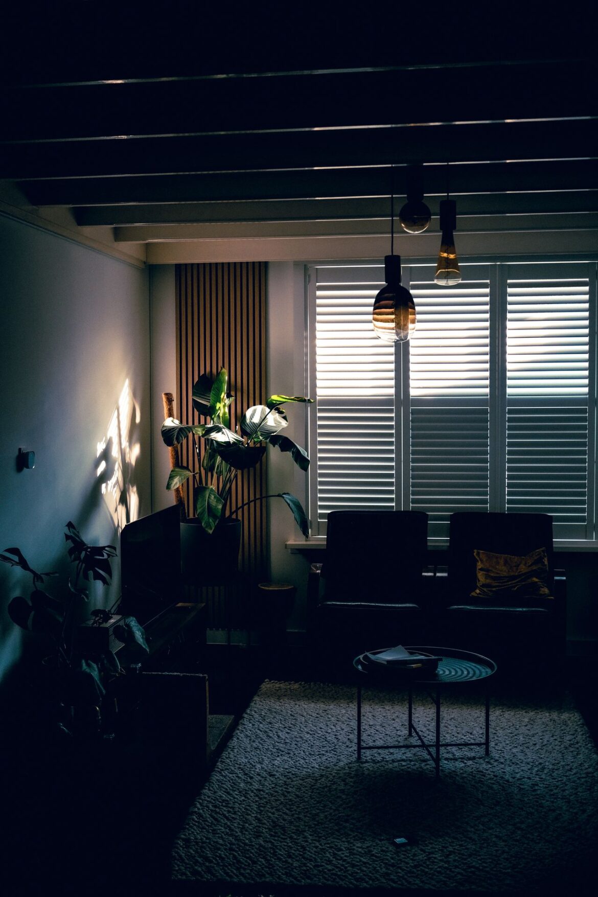 Comfort en energiebeheer in huis met moderne zonweringoplossingen