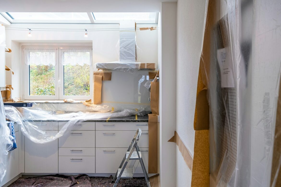 Veilig klussen in en om het huis met de juiste PBM